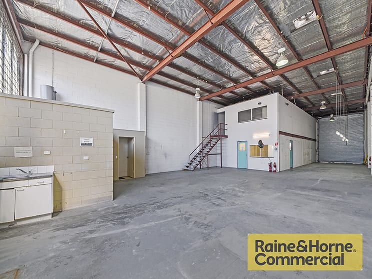 Click to view all images 3/19 Thompson Street Bowen Hills QLD 4006 - Image 2