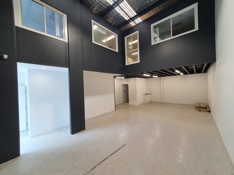Click to view all images Burleigh Heads QLD 4220 - Image 1