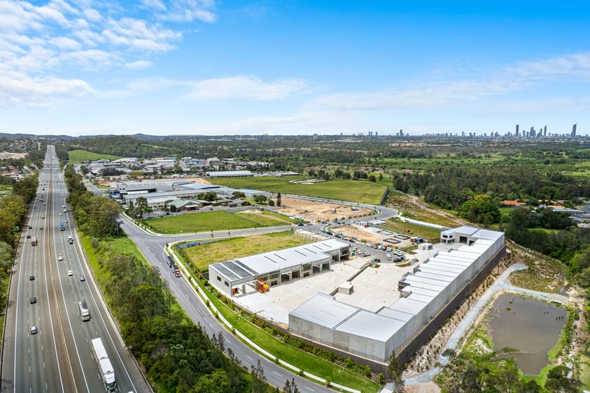 2/5 Lacy Court Carrara QLD 4211 - Image 1