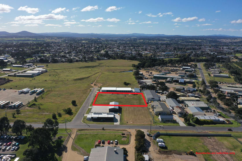 10 Sammon Place Bairnsdale VIC 3875 - Image 1