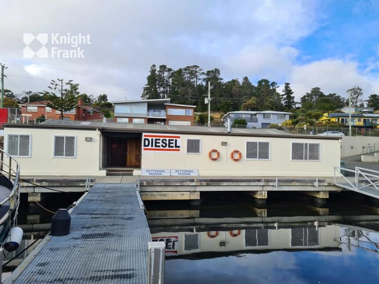 Click to view all images 45 Ferry Road Kettering TAS 7155 - Image 3