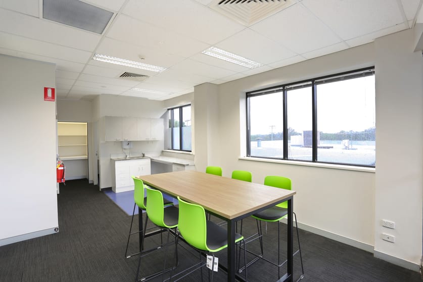 Click to view all images 42-44 King Street Caboolture QLD 4510 - Image 3
