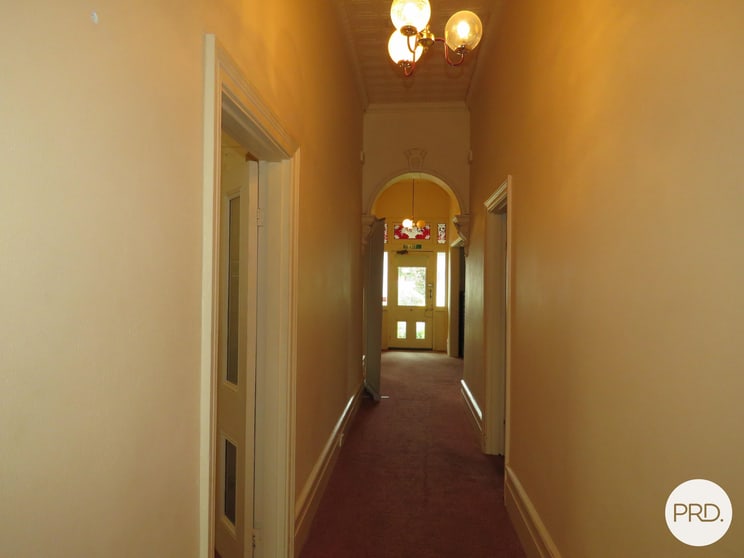 2/567 Englehardt Street Albury NSW 2640 - Image 3