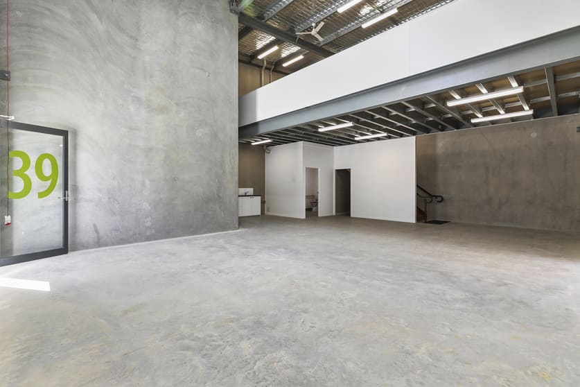 Click to view all images 39/64 Gateway Drive Noosaville QLD 4566 - Image 2