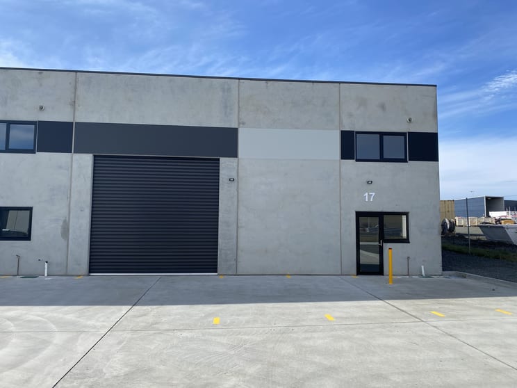 Click to view all images 17/7-9 Cessna Way Cambridge TAS 7170 - Image 1