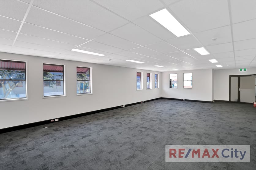 Click to view all images 7/691 Brunswick Street New Farm QLD 4005 - Image 2
