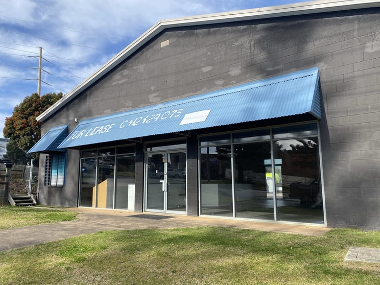 Click to view all images 1/61 Kylie Crescent Batemans Bay NSW 2536 - Image 1