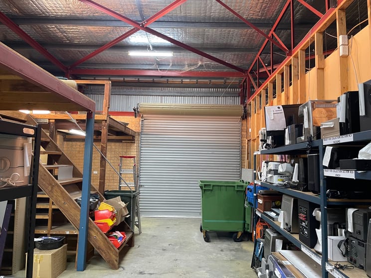 Unit 2/72-74 Wollongong Street Fyshwick ACT 2609 - Image 3