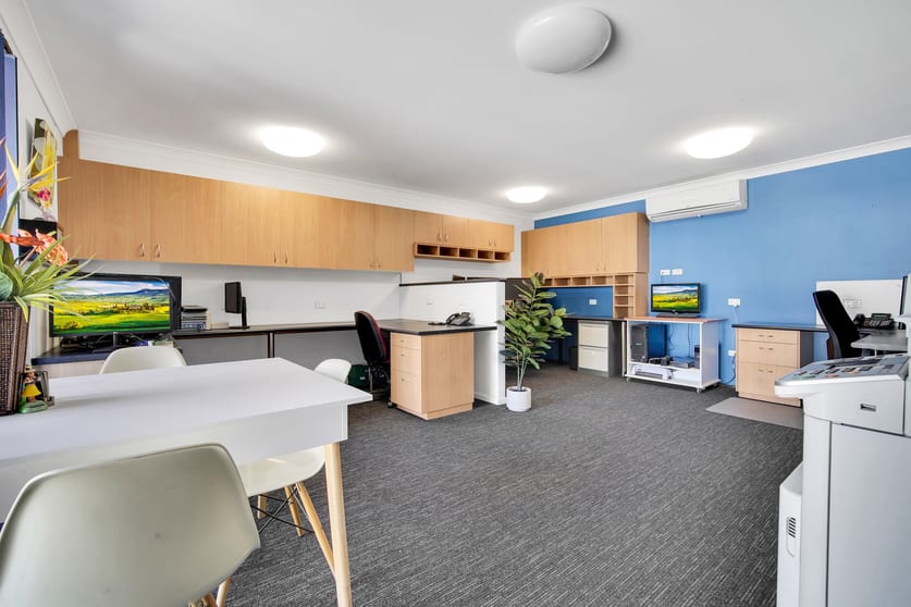 Click to view all images 2/68-72 Perrin Drive Underwood QLD 4119 - Image 3