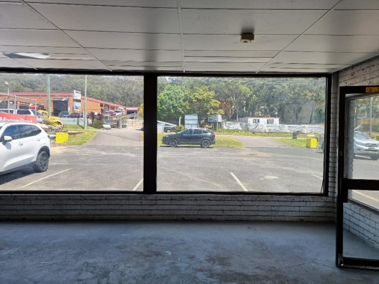1/350 Manns Road West Gosford NSW 2250 - Image 2