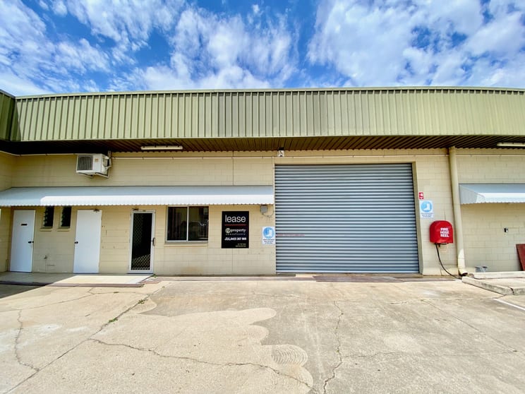 Unit 2/46-50 Hugh Ryan Drive Garbutt QLD 4814 - Image 3