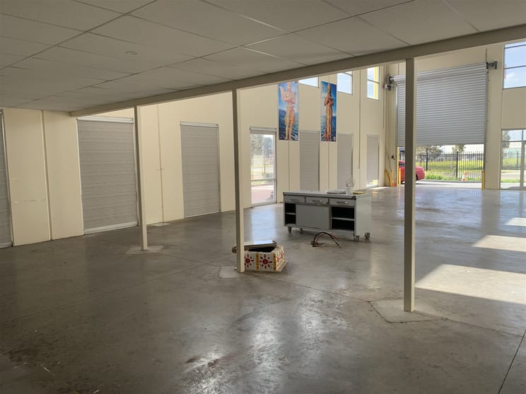 8 Network Drive Truganina VIC 3029 - Image 3