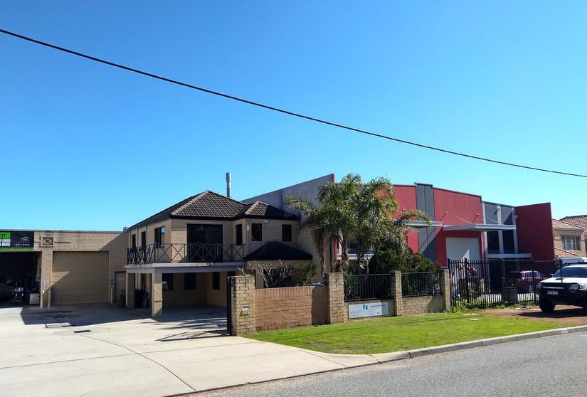 9B Weatherburn Way Kardinya WA 6163 - Image 1