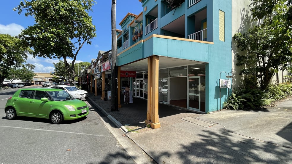 Click to view all images SHOP 3/34 Macrossan St Port Douglas QLD 4877 - Image 2