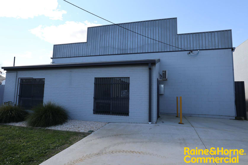 2/11 Forge Street Wagga Wagga NSW 2650 - Image 3