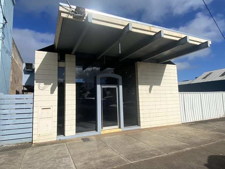31 Edgar St Heywood VIC 3304 - Image 1