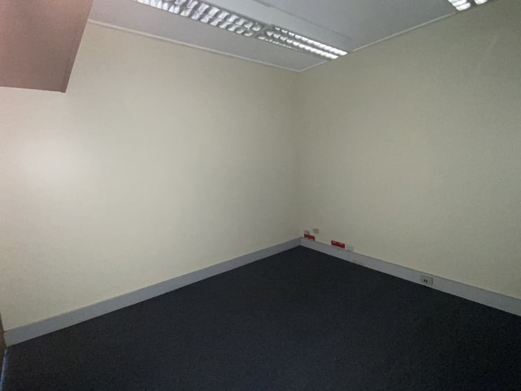 31 Edgar St Heywood VIC 3304 - Image 3