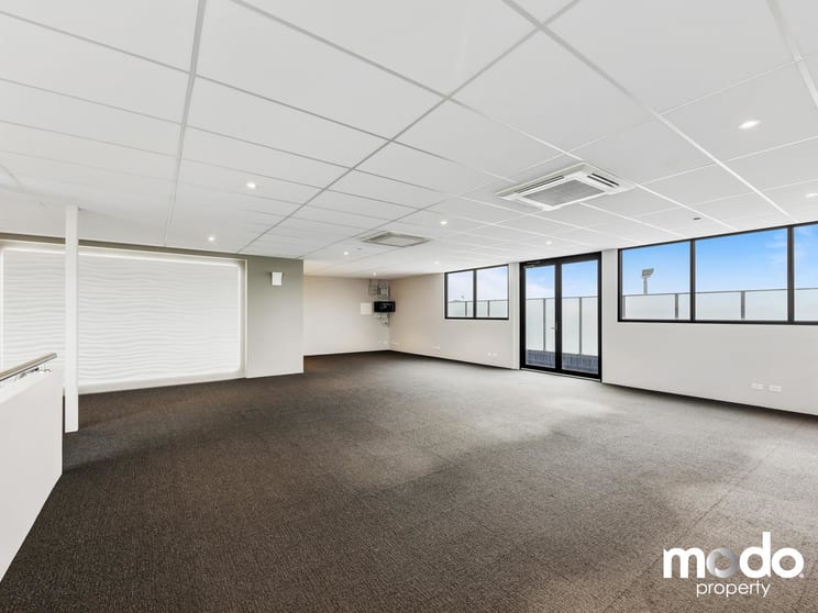 1A/102 Henkel Street Brunswick VIC 3056 - Image 3
