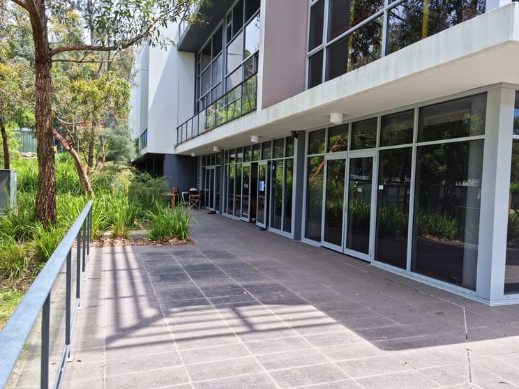 Click to view all images Warriewood NSW 2102 - Image 2