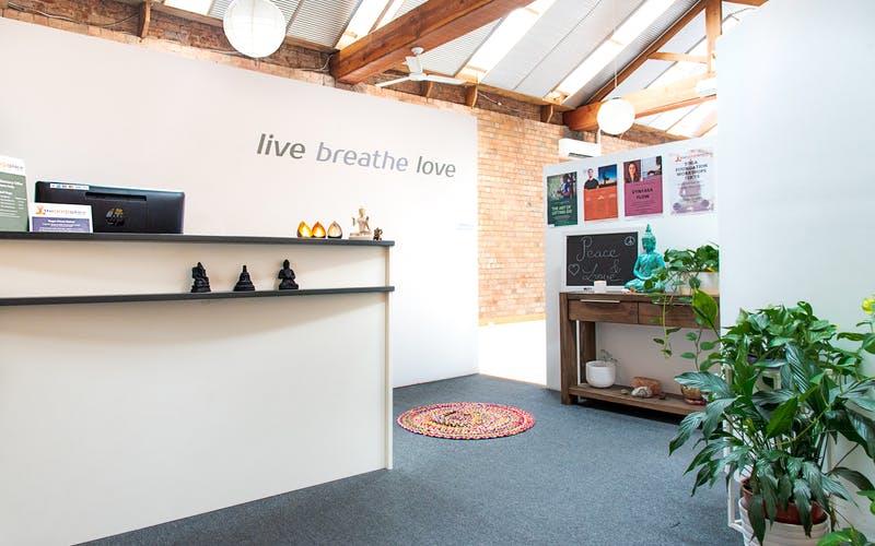 Click to view all images Level 1/201-203 Victoria Street West Melbourne VIC 3003 - Image 3