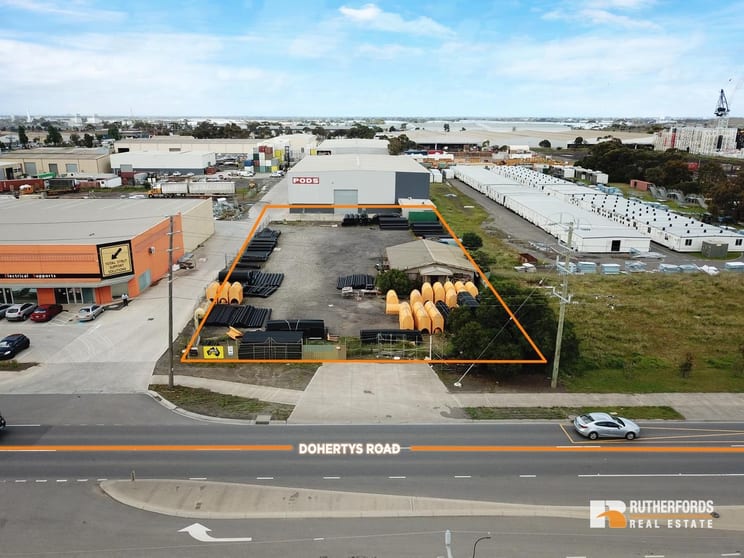 Click to view all images 155 Dohertys Road Laverton North VIC 3026 - Image 1