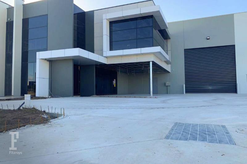 Click to view all images 26 Bass Court/26 Bass Court Keysborough VIC 3173 - Image 2