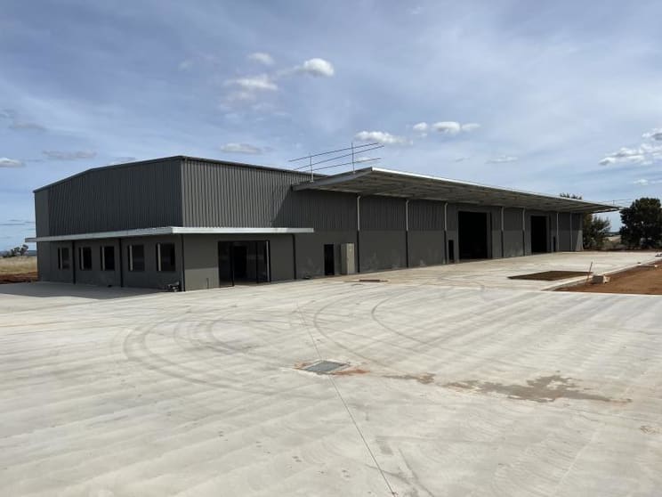 Click to view all images 13B Asset Way Dubbo NSW 2830 - Image 1