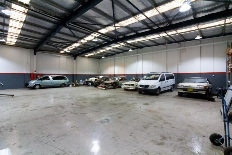 Click to view all images Freestanding/120 Bungaree Road Pendle Hill NSW 2145 - Image 3
