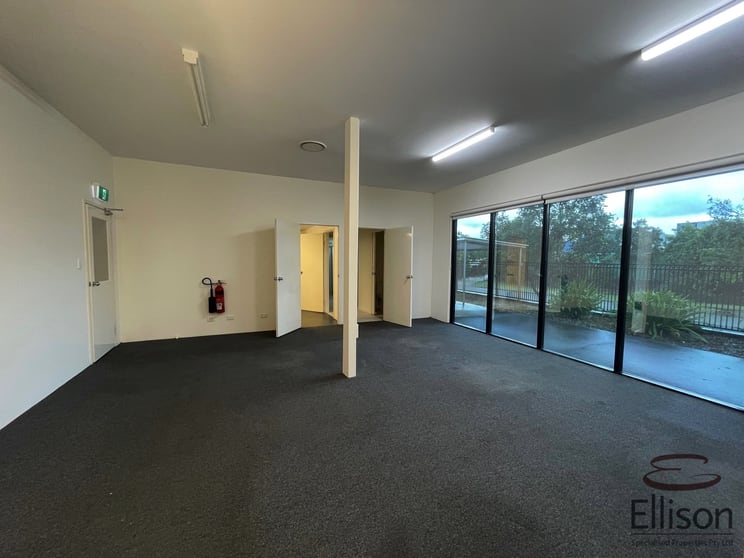 Click to view all images 1/70-74 Meakin Road Meadowbrook QLD 4131 - Image 3