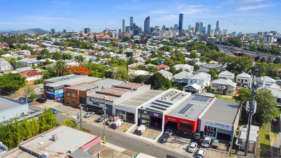 Click to view all images 15 Burke Street Woolloongabba QLD 4102 - Image 1