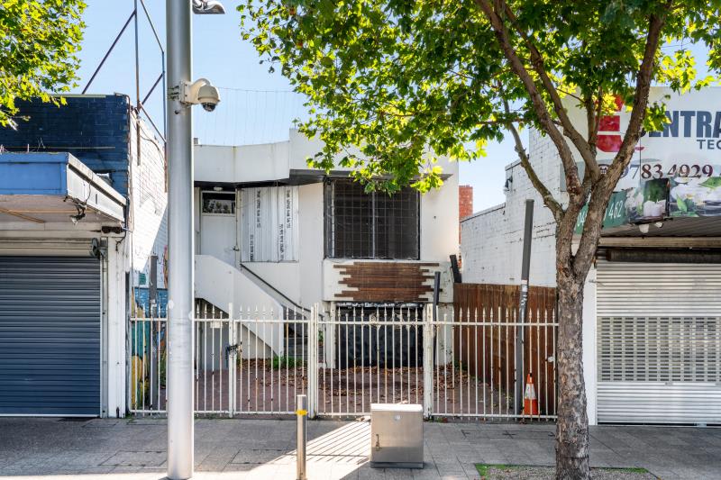12 Young Street Frankston VIC 3199 - Image 1