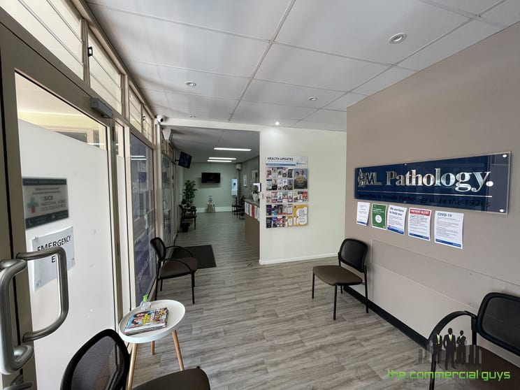 Click to view all images 3/6-8 North St Woorim QLD 4507 - Image 2
