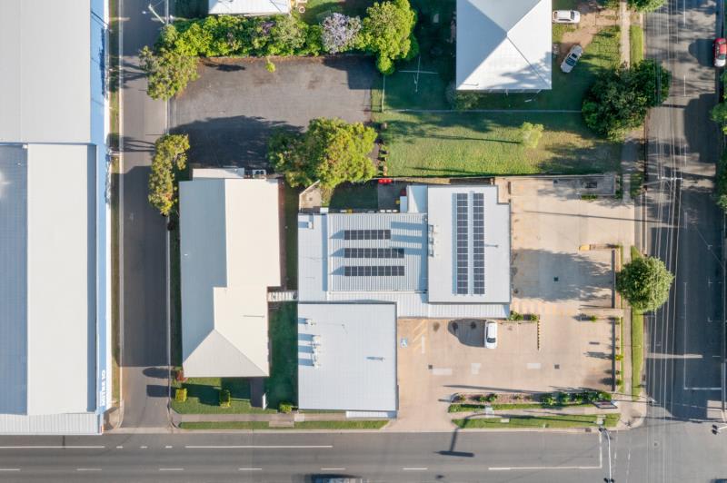 Click to view all images Medical Suites/Offices/115 Elphinstone Berserker QLD 4701 - Image 3