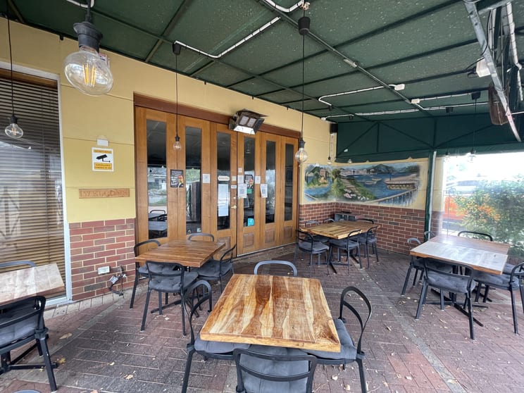 Click to view all images 6 Preston Street Como WA 6152 - Image 2