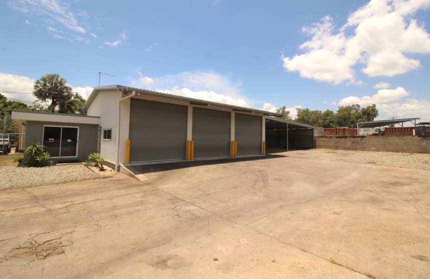 Click to view all images 9 Commercial Place Earlville QLD 4870 - Image 2