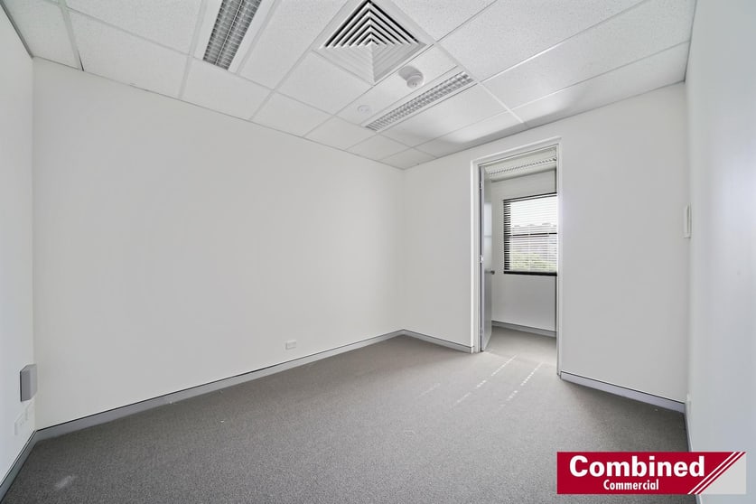 Click to view all images 5/130 Argyle Street Camden NSW 2570 - Image 1