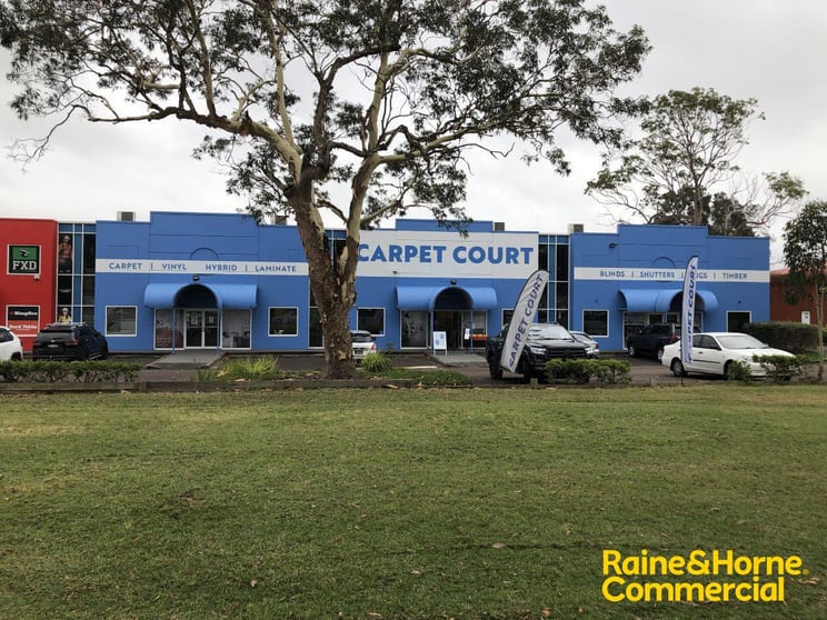 Click to view all images 7 & 8/6 Botham Close Charmhaven NSW 2263 - Image 1