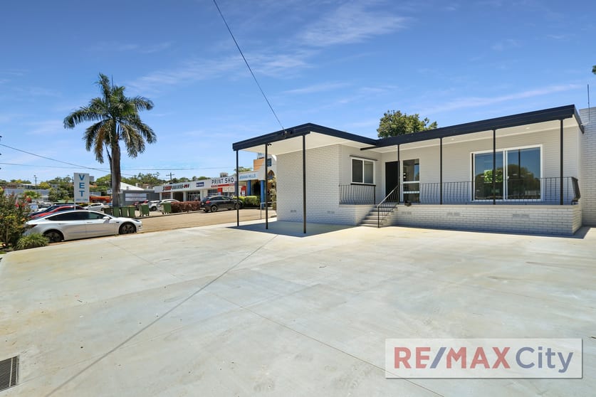 Click to view all images 16 Nepean Avenue Arana Hills QLD 4054 - Image 1