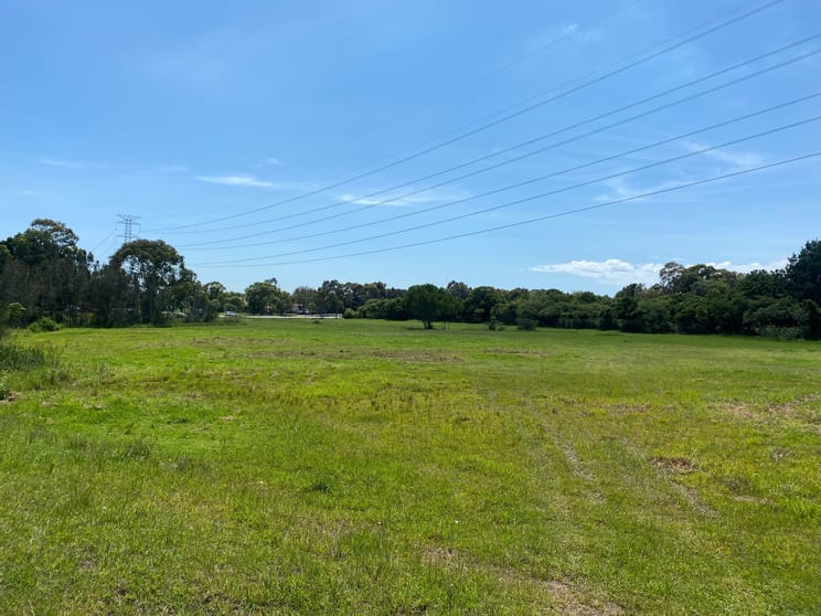 Click to view all images 37 Minmi Road Wallsend NSW 2287 - Image 2
