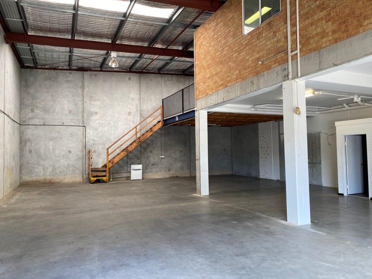 Click to view all images Padstow NSW 2211 - Image 3