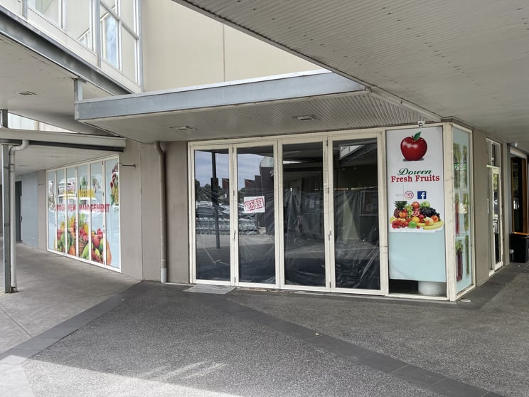 Click to view all images Shop 18/95 Hazel Glen Drive Doreen VIC 3754 - Image 2
