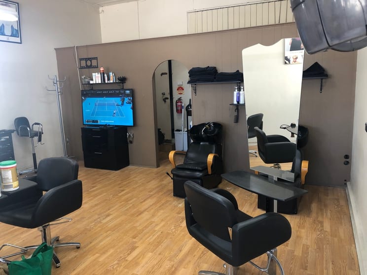 Click to view all images 12 Darryl Street Scoresby VIC 3179 - Image 2