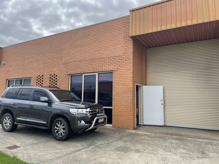 3/52 Industrial Drive Braeside VIC 3195 - Image 1