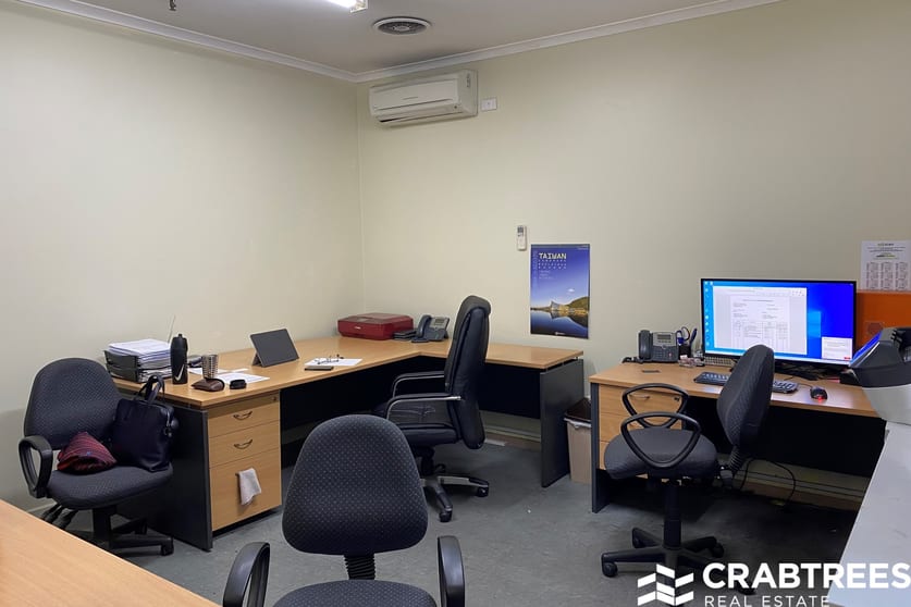 Click to view all images 2c/8-12 Coora Road Oakleigh South VIC 3167 - Image 3