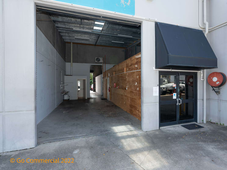 Click to view all images 4/2 Maisel Close Smithfield QLD 4878 - Image 1