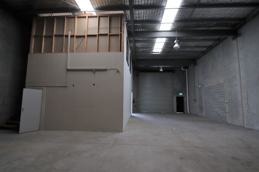 Click to view all images 1/45 Durgadin Drive Albion Park Rail NSW 2527 - Image 2