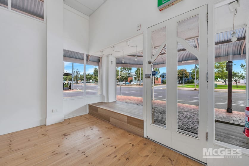 Click to view all images 4/118-124 Port Road Hindmarsh SA 5007 - Image 3