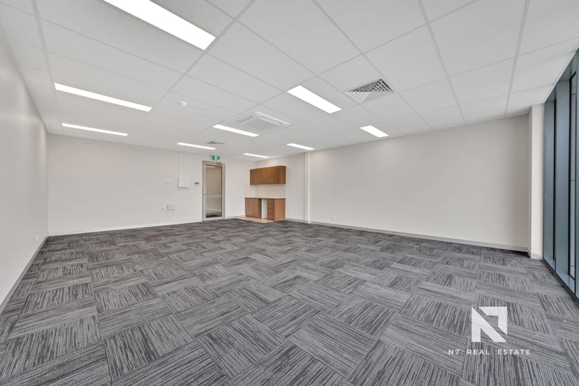 12/19 Radnor Drive Derrimut VIC 3026 - Image 3