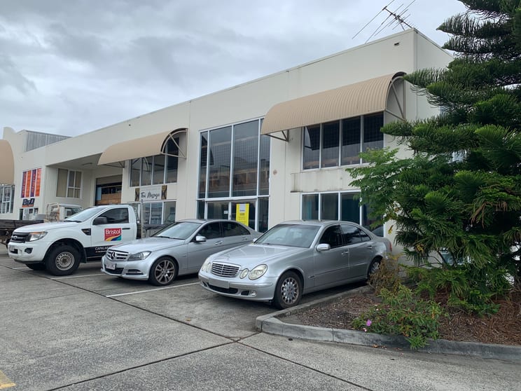 12 & 13/172-174 Redland Bay Road Capalaba QLD 4157 - Image 1