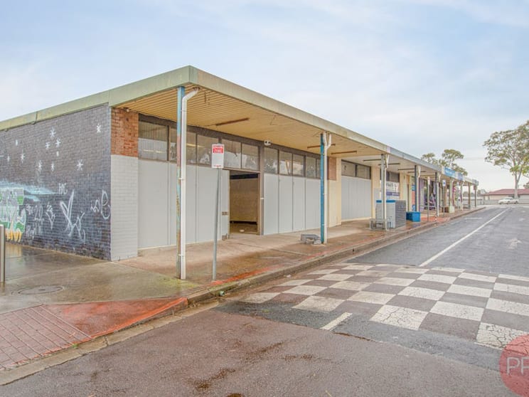 Click to view all images 7 Kingfisher Lane Woodberry NSW 2322 - Image 2